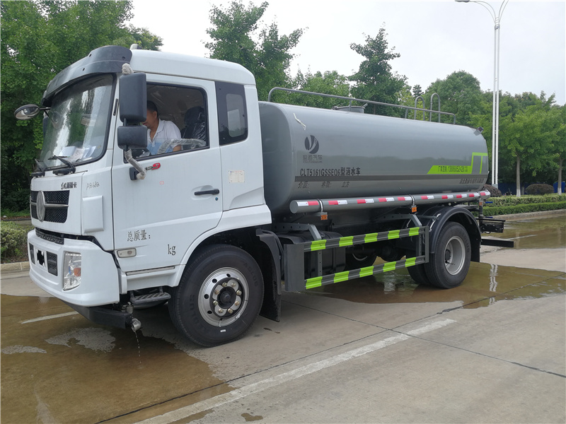 湖北盈通汽車(chē)湖北工地福田灑