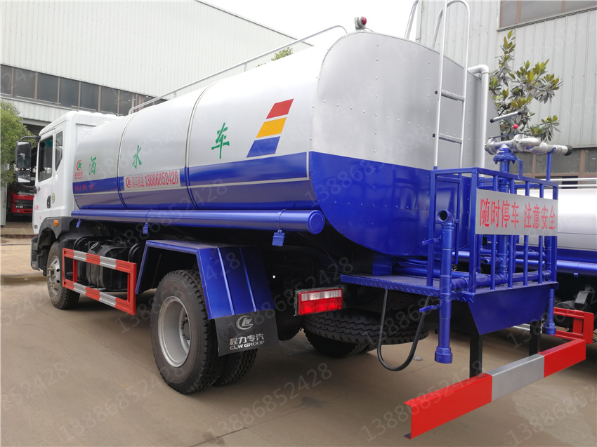 湖北盈通汽車(chē)小型霧炮車(chē)